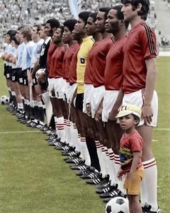 Ayiti ki solid, Ayiti ki diy, Ayiti ki kapab kanpe fas a gwo pouvwa mondyal yo