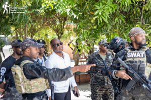 Minis Defans lan vizite Plato Santral pou evalye sitiyasyon sekirite a